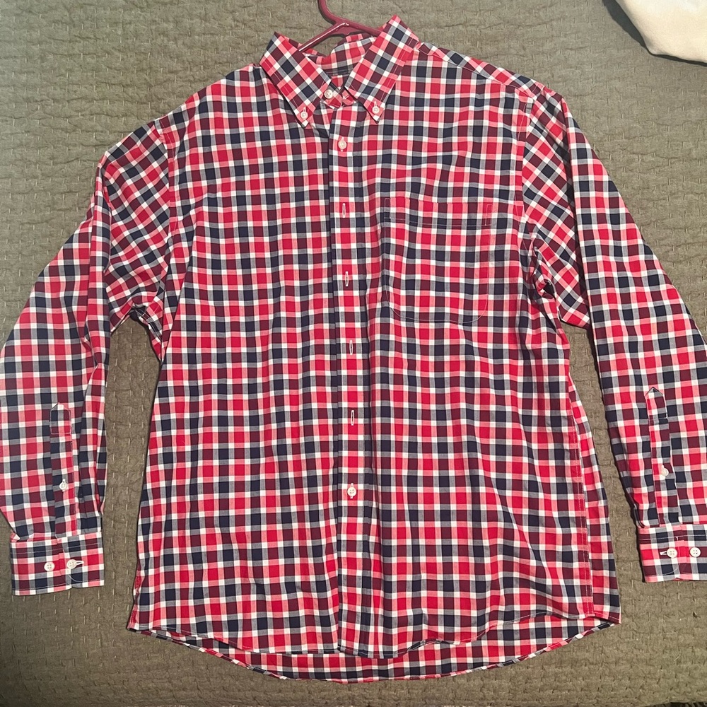 Joseph A Banks Button Down